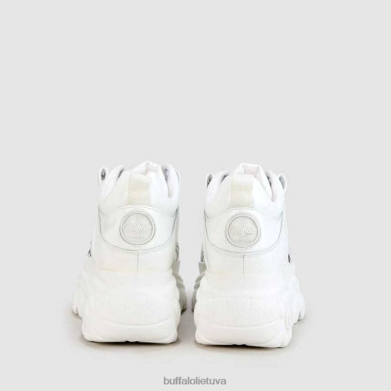 klasikiniai sportbačiai žemai lakuota oda Buffalo baltas4D4XB426 |sportbačiai